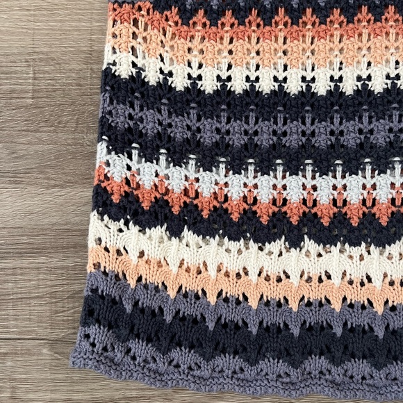 Universal Thread Multicolor Knit Tank Top - Picture 4 of 9